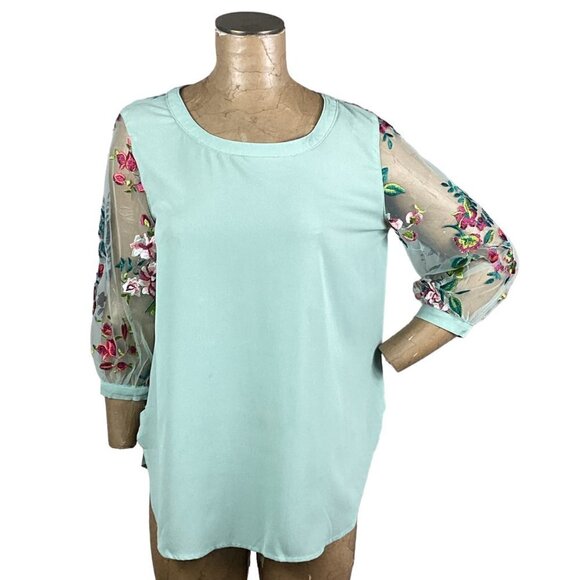 Umgee Floral Mixed Media Embroidered Sheer Sleeve Top Hi-Low Scoop Hem Sz S 241G - Picture 1 of 7